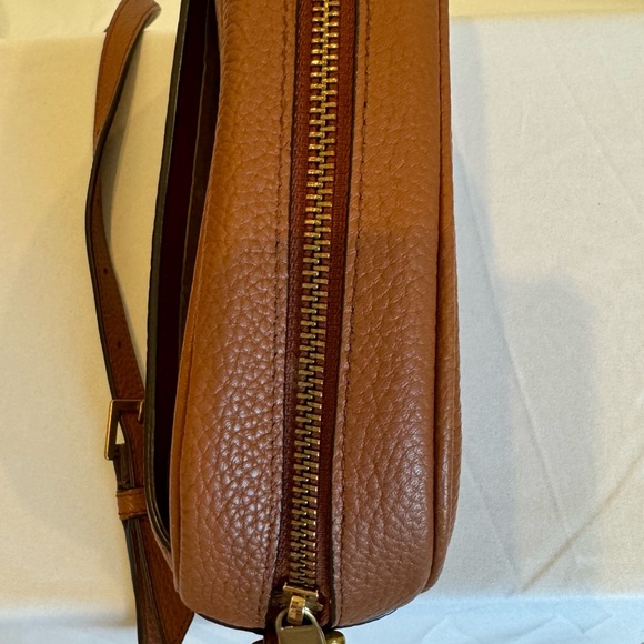 J Crew small pebbled leather crossbody bag in very good, clean condition. - Picture 4 of 11